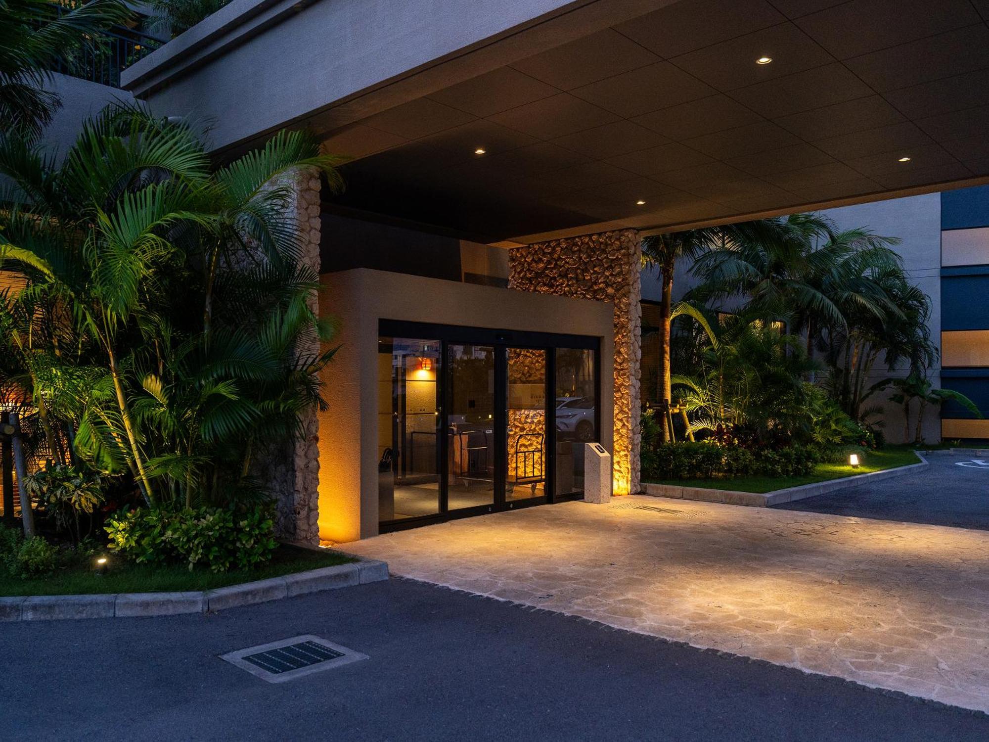 Glamday Style Okinawa Yomitan Hotel & Resort Exterior photo